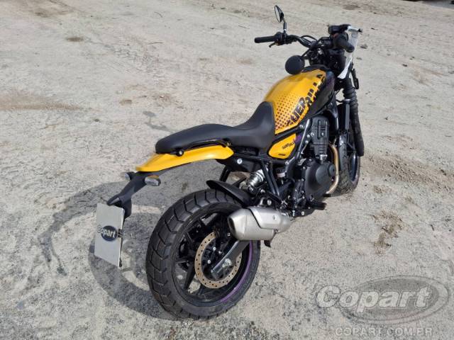 2026 ROYAL ENFIELD Guerrilla 