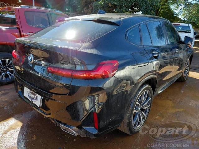 2025 BMW X4 