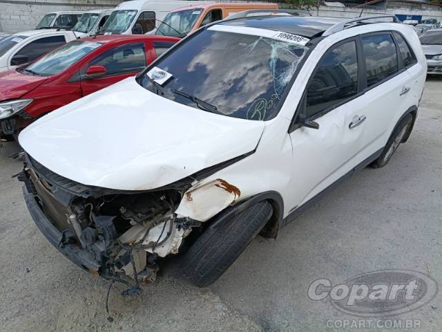 2013 KIA SORENTO 