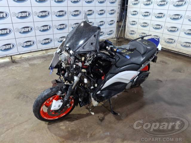 2014 YAMAHA TMAX 