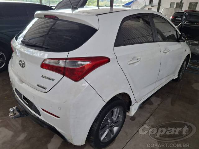 2015 HYUNDAI HB20 