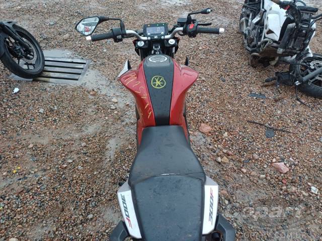 2026 HONDA CB 300F 