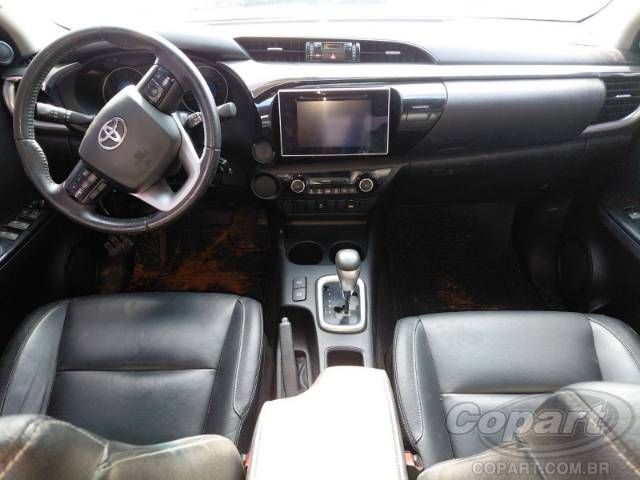 2017 TOYOTA HILUX CD 