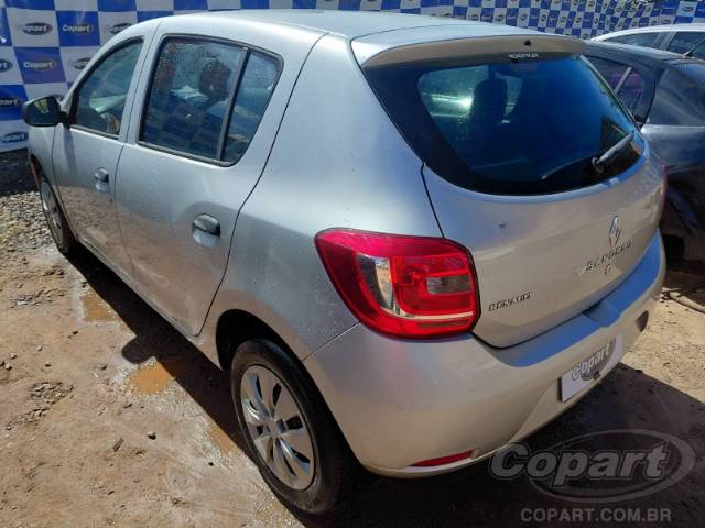 2015 RENAULT SANDERO 