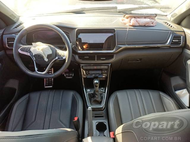 2025 VOLKSWAGEN T-CROSS 