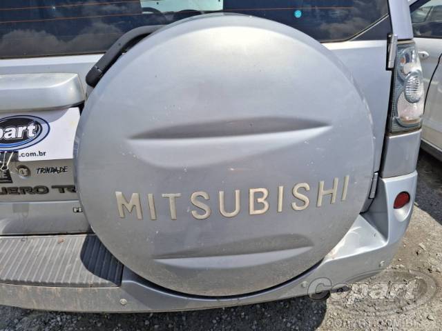 2015 MITSUBISHI PAJERO TR4 