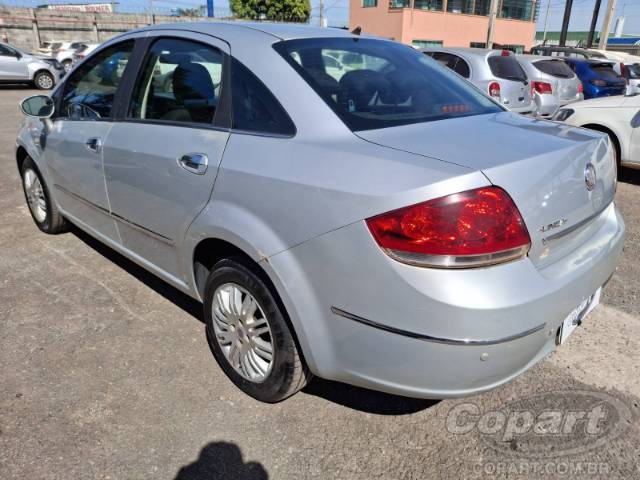 2011 FIAT LINEA 