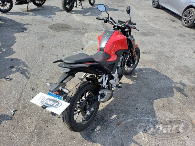 2023 HONDA CB 300F 