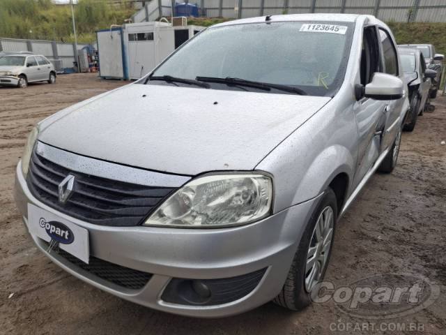2013 RENAULT LOGAN 