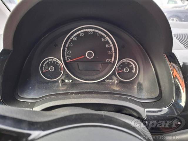 2015 VOLKSWAGEN UP 