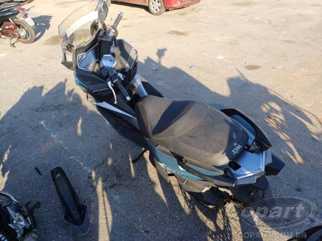 2025 DAFRA CRUISYM 