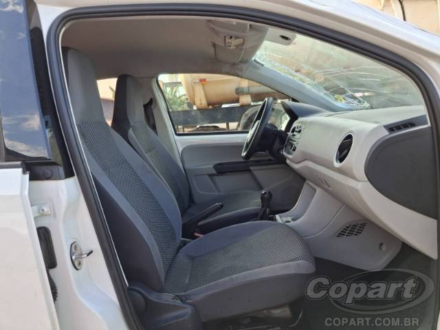 2017 VOLKSWAGEN UP 