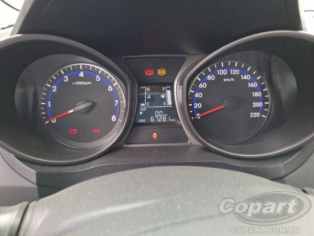 2015 HYUNDAI HB20 