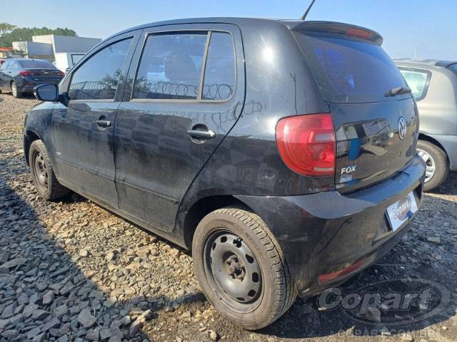2011 VOLKSWAGEN FOX 