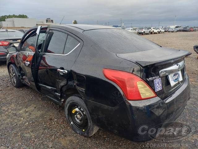 2018 NISSAN VERSA 
