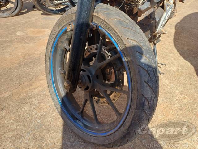 2025 HONDA CB 300F 