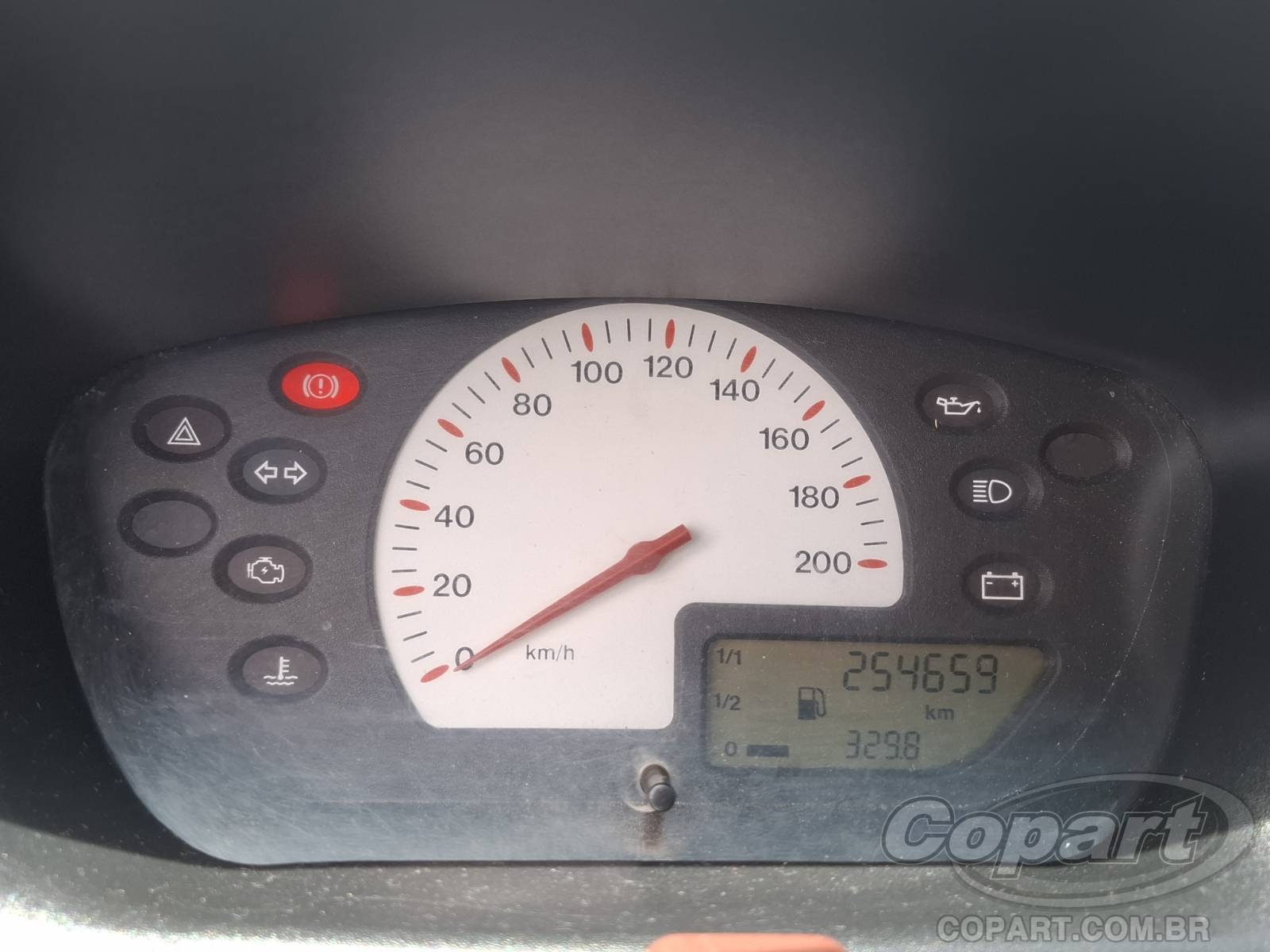 Foto 8 de 10: 2001 CHEVROLET CELTA