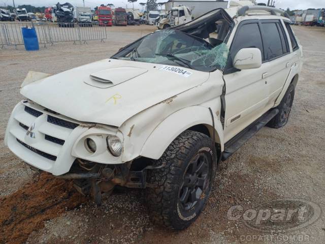 2010 MITSUBISHI PAJERO SPORT 