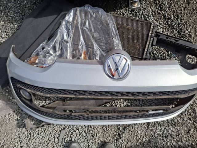 2016 VOLKSWAGEN UP 