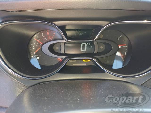 2021 RENAULT CAPTUR 