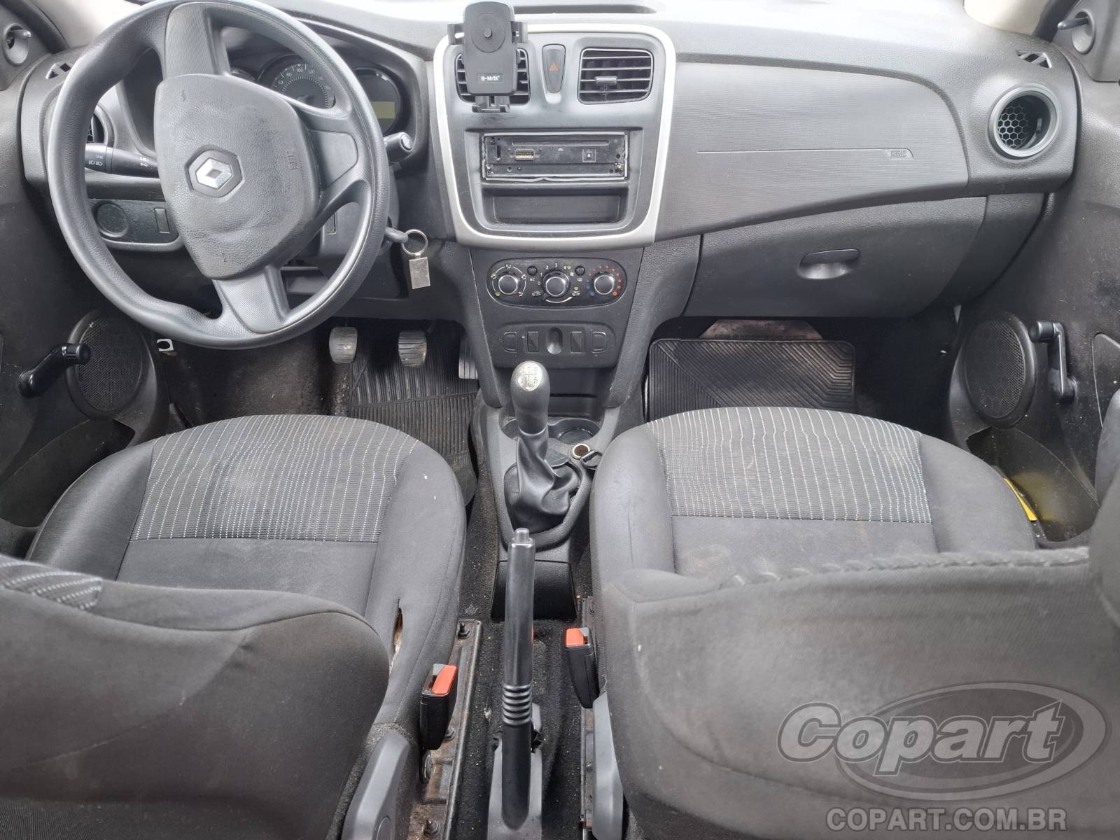 Foto 9 de 11: 2015 RENAULT SANDERO