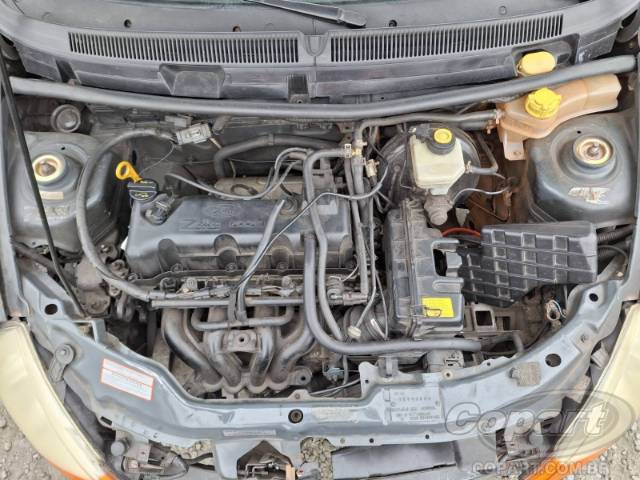 2004 FORD KA 