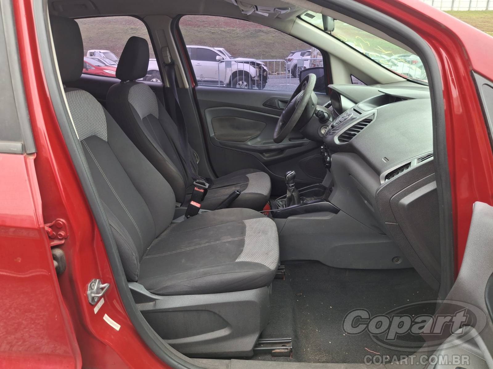 Foto 5: 2014 FORD ECOSPORT