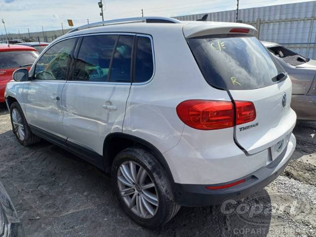2014 VOLKSWAGEN TIGUAN 