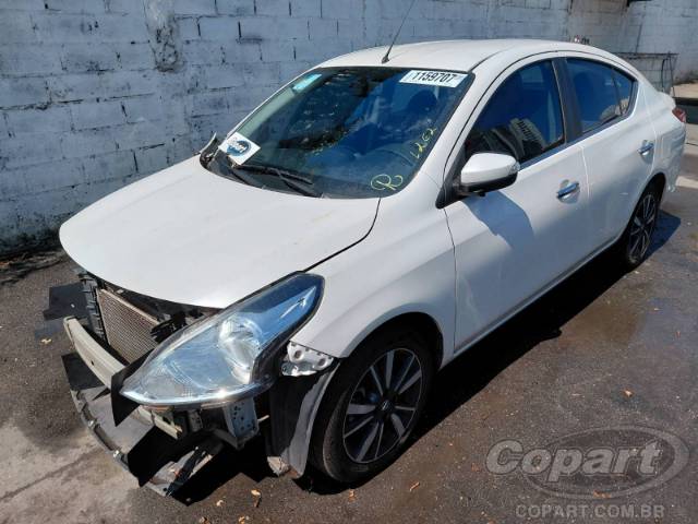 2019 NISSAN VERSA 