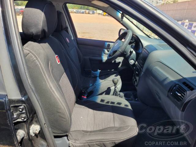 2015 FIAT SIENA 