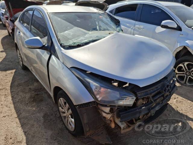 2016 HYUNDAI HB20S 