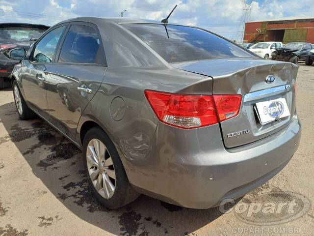 2011 KIA CERATO 