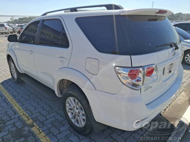 2014 TOYOTA HILUX SW4 