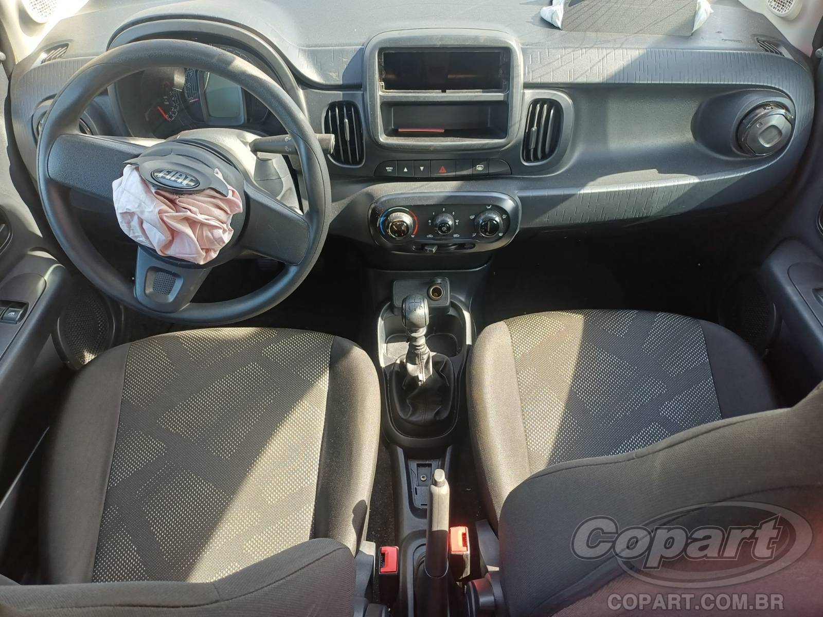 Foto 9 de 10: 2023 FIAT MOBI