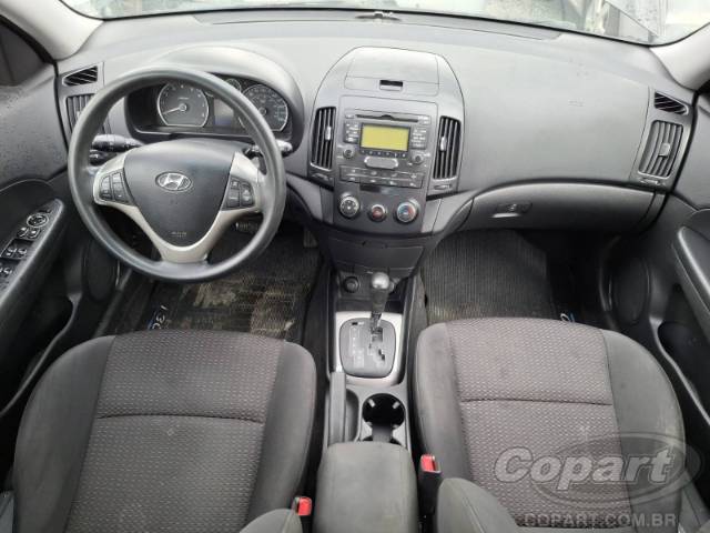 2011 HYUNDAI I30 