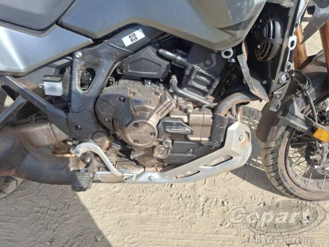 2026 HONDA CRF 1000L 