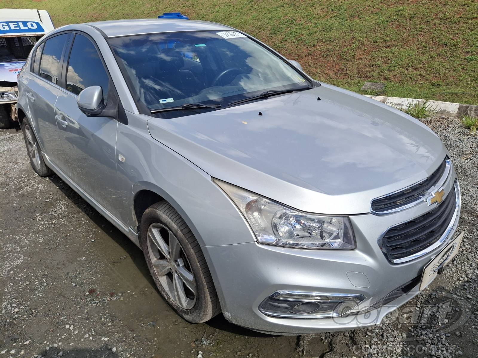 Veículo GM - Chevrolet Cruze Chevrolet Cruze Hatch Sport6 LT 1.8 16V Ecotec6 2015 Médio Dano 2015 em leilão