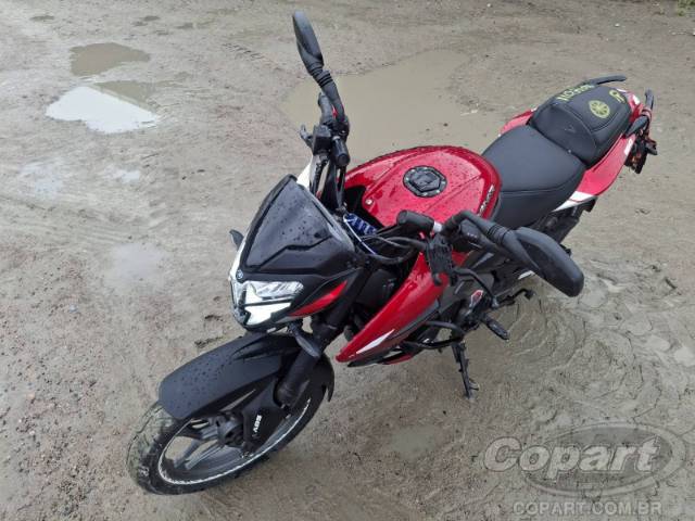 2026 BAJAJ DOMINAR 