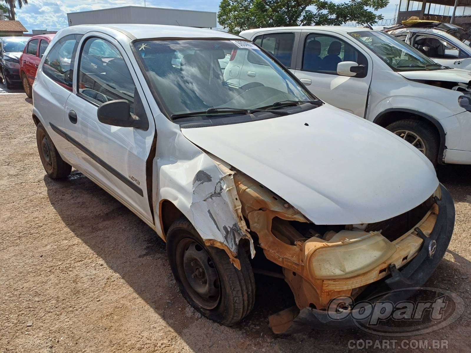 Veículo GM - Chevrolet Celta Chevrolet Celta Life 1.0 VHC 2005 Colisão Média Monta 2005 em leilão