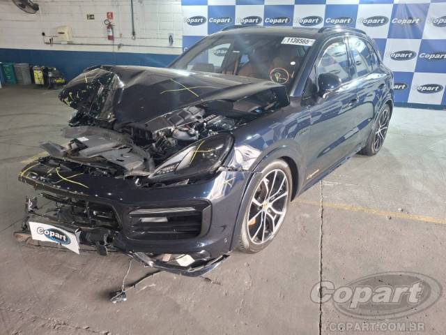 2023 PORSCHE CAYENNE 