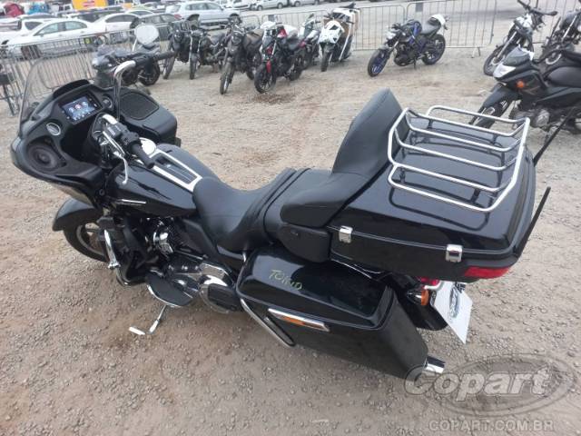 2019 HARLEY-DAVIDSON TOURING 