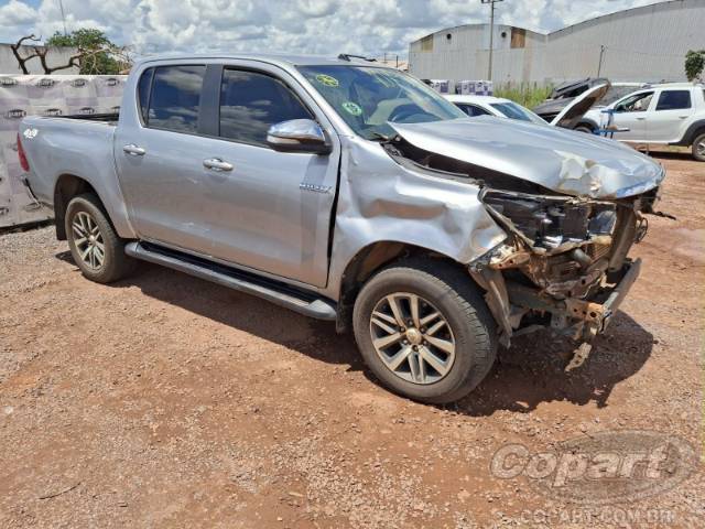 2016 TOYOTA HILUX CD 