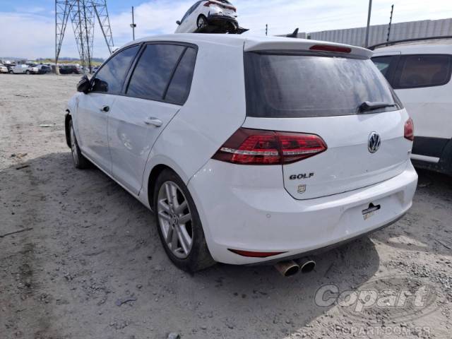 2017 VOLKSWAGEN GOLF 