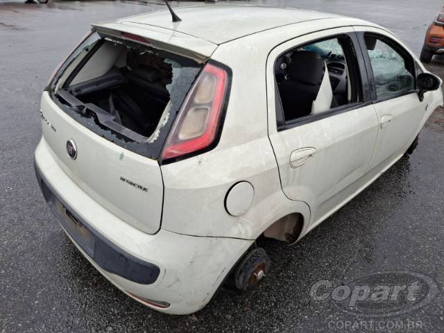 2016 FIAT PUNTO 