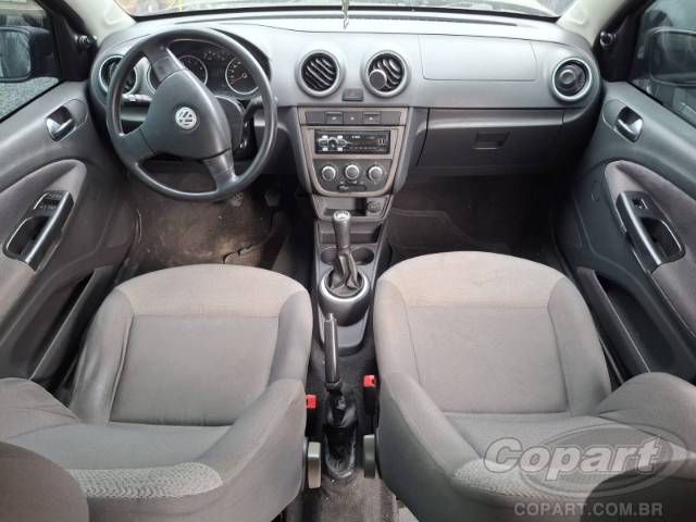 2010 VOLKSWAGEN VOYAGE 