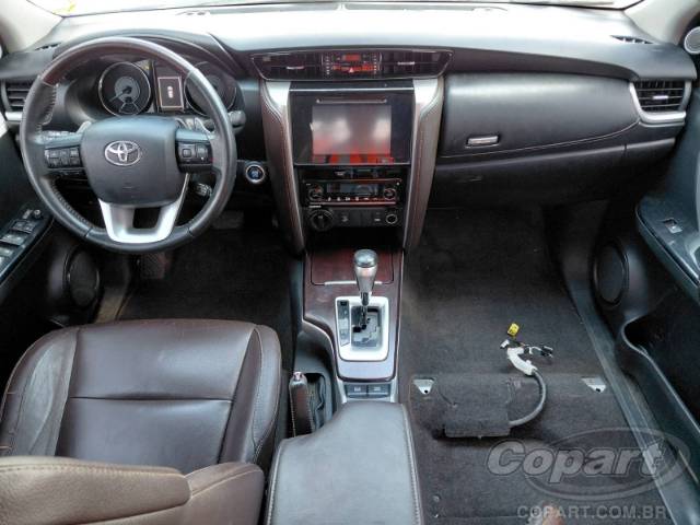 2018 TOYOTA HILUX SW4 