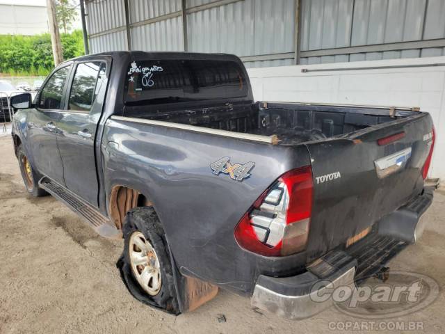 2022 TOYOTA HILUX CD 