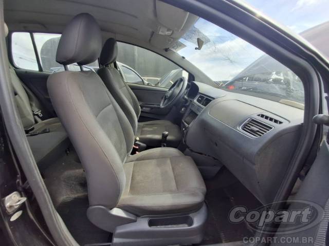 2012 VOLKSWAGEN FOX 
