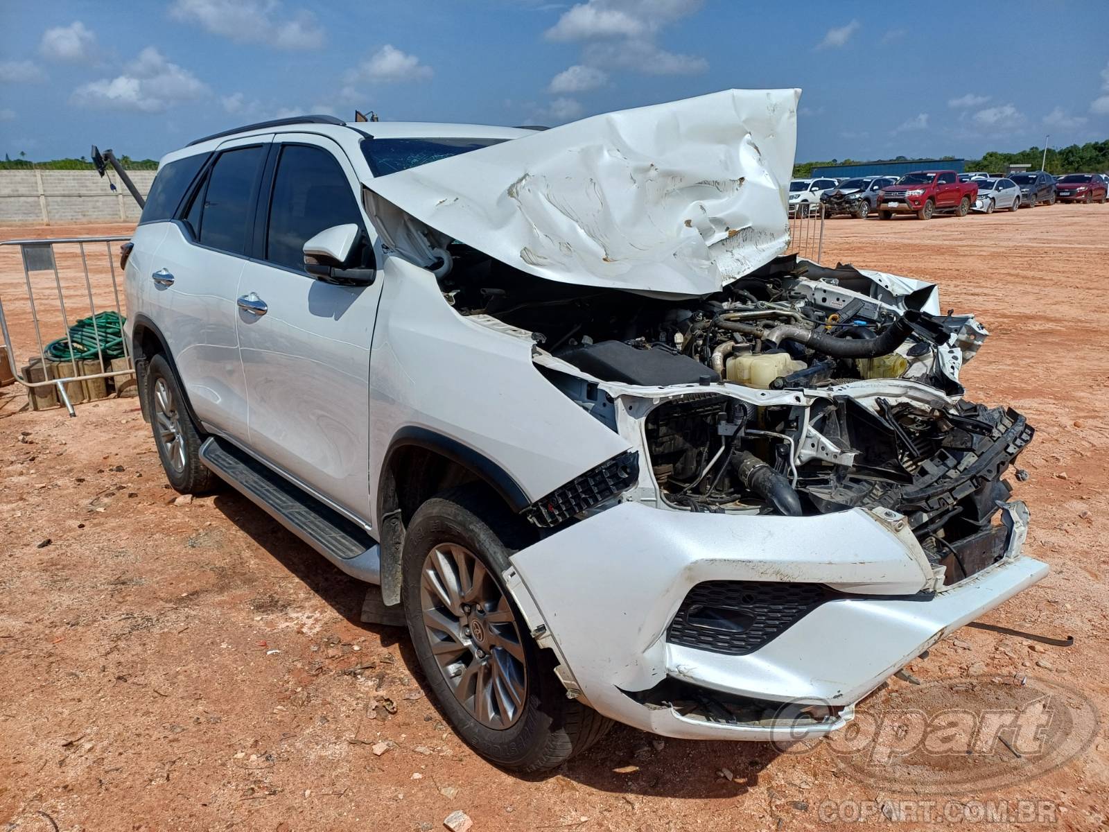 Veículo Toyota SW4 Toyota SW4 SRX 2.8 D-4D Turbo 2023 2023 em leilão