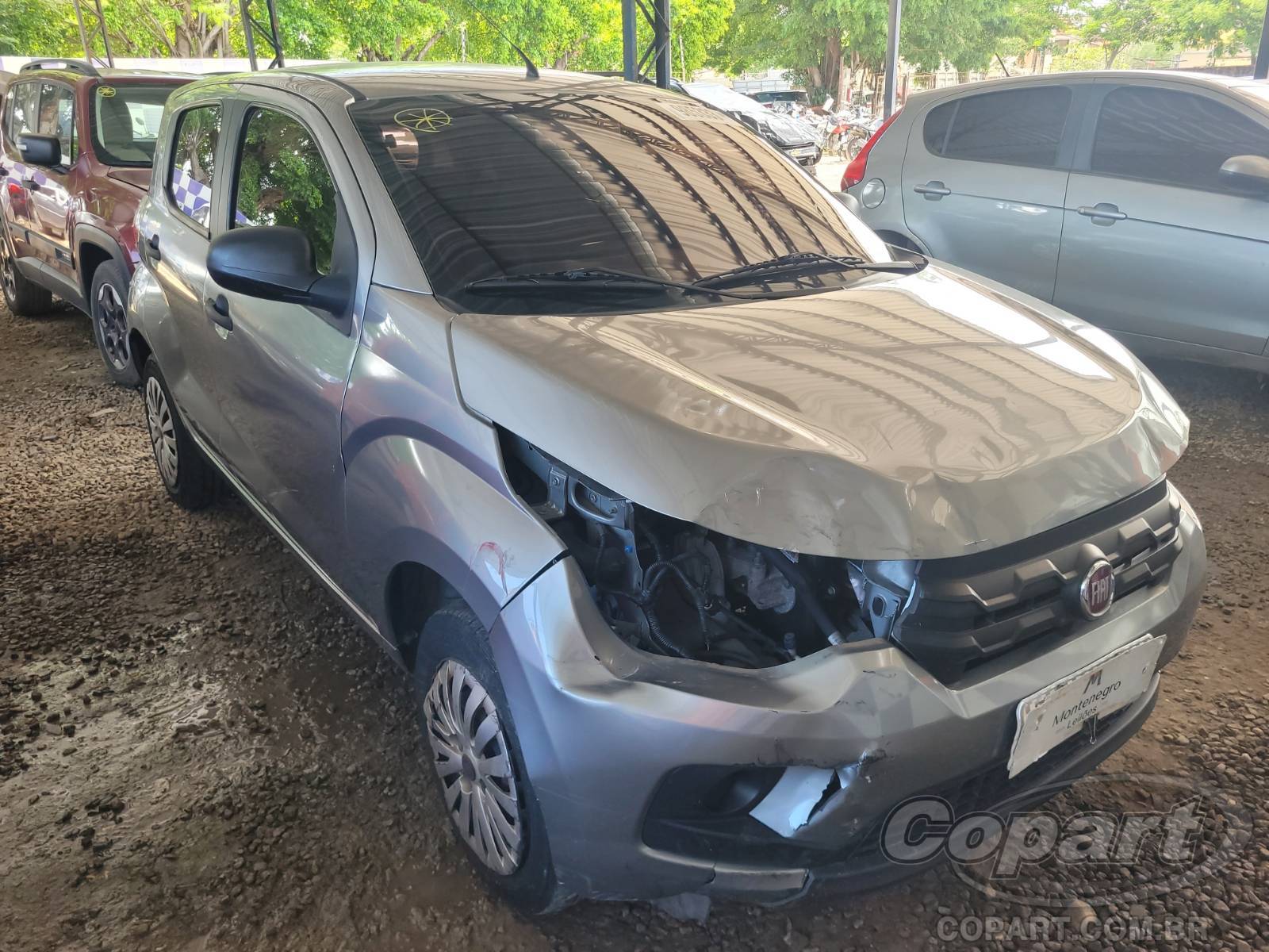 Fiat Mobi Like 1.0 Fire 2019 Colisão Média Monta